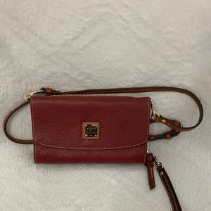 Dooney Bourke Pebble Grain Clutch Wallet
